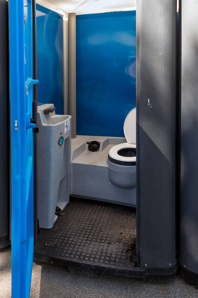 Best Portable restroom trailer rental  in Mississippi State, MS